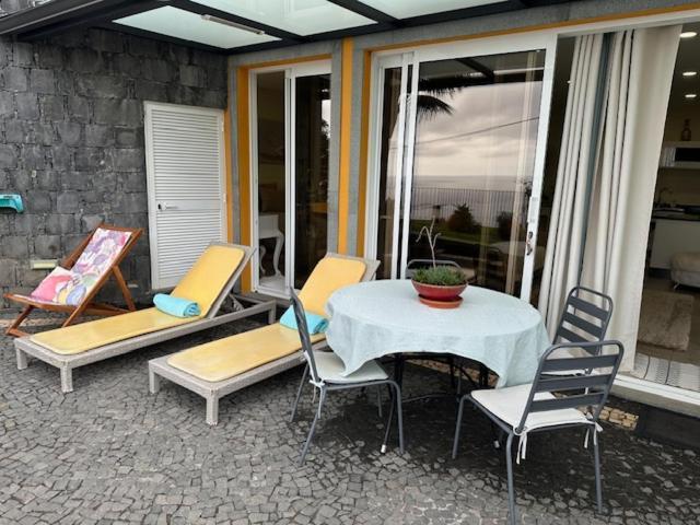 Zeza'S Garden Villa Calheta  Exterior photo