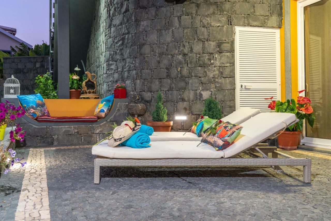 Zeza'S Garden Villa Calheta  Exterior photo