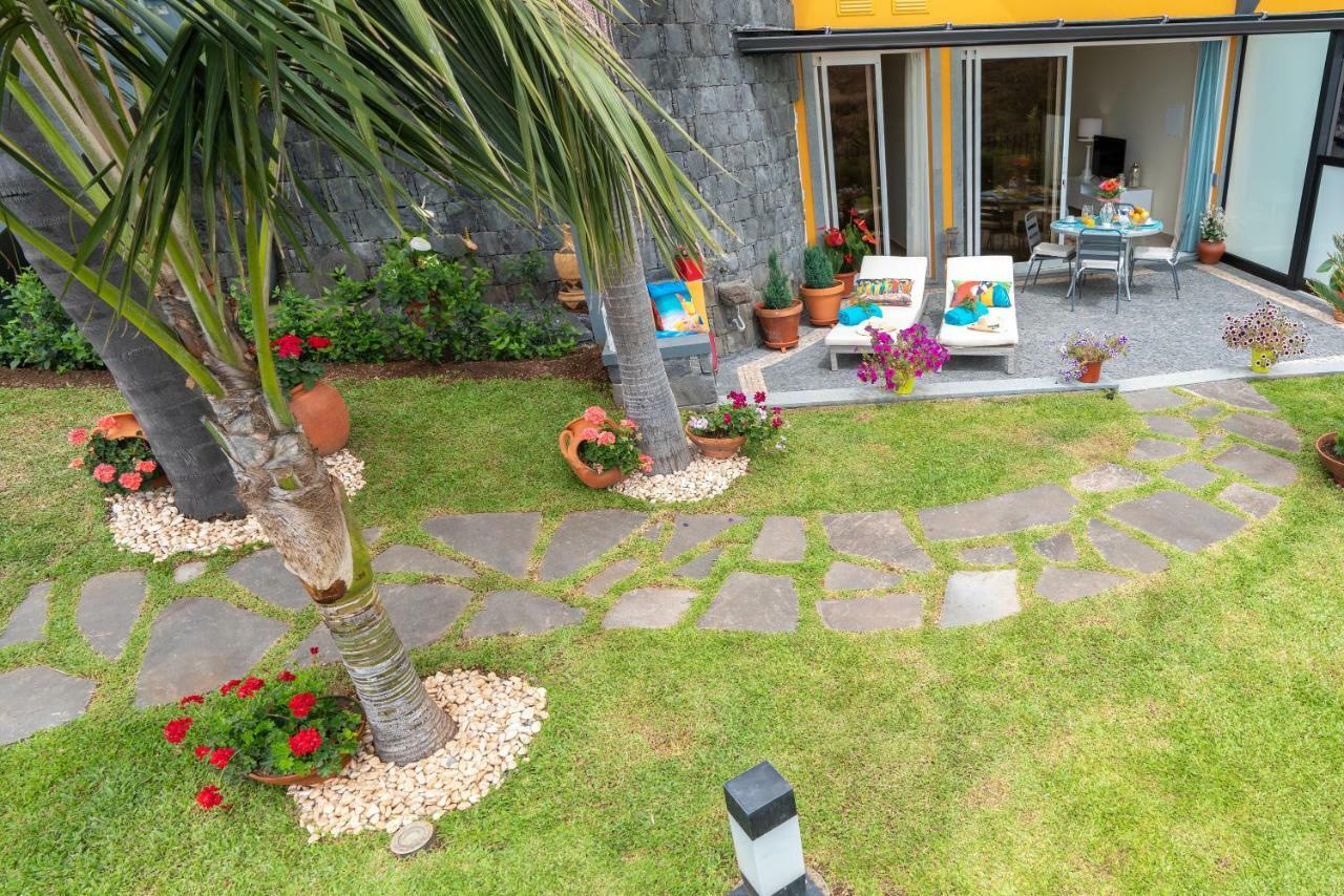 Zeza'S Garden Villa Calheta  Exterior photo