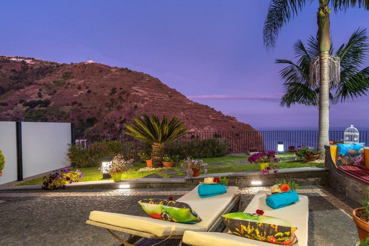 Zeza'S Garden Villa Calheta  Exterior photo