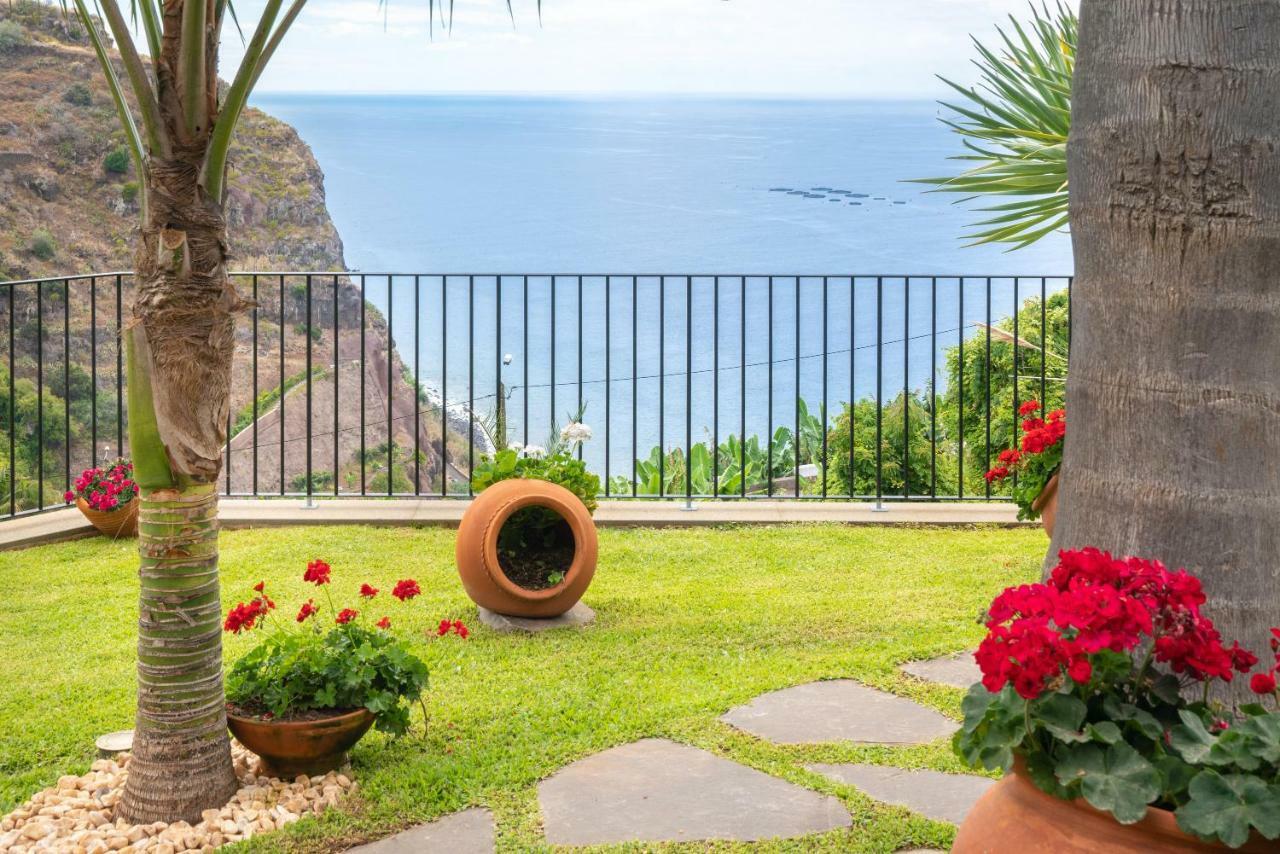 Zeza'S Garden Villa Calheta  Exterior photo