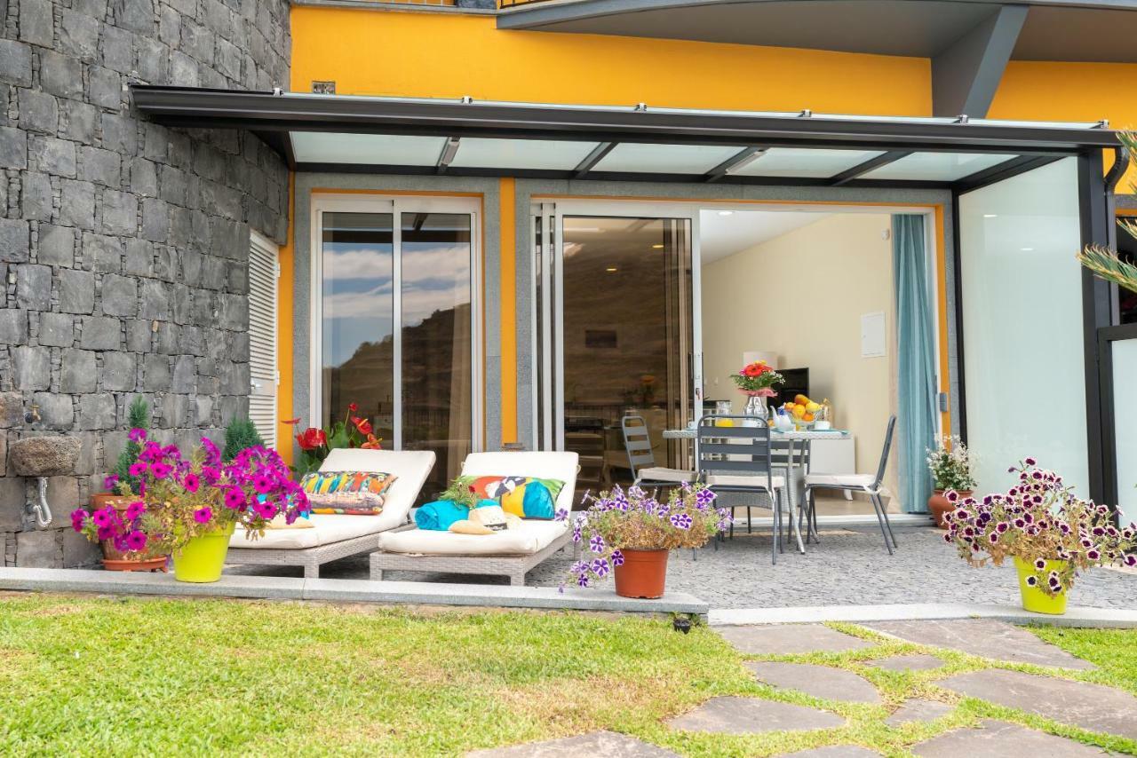 Zeza'S Garden Villa Calheta  Exterior photo